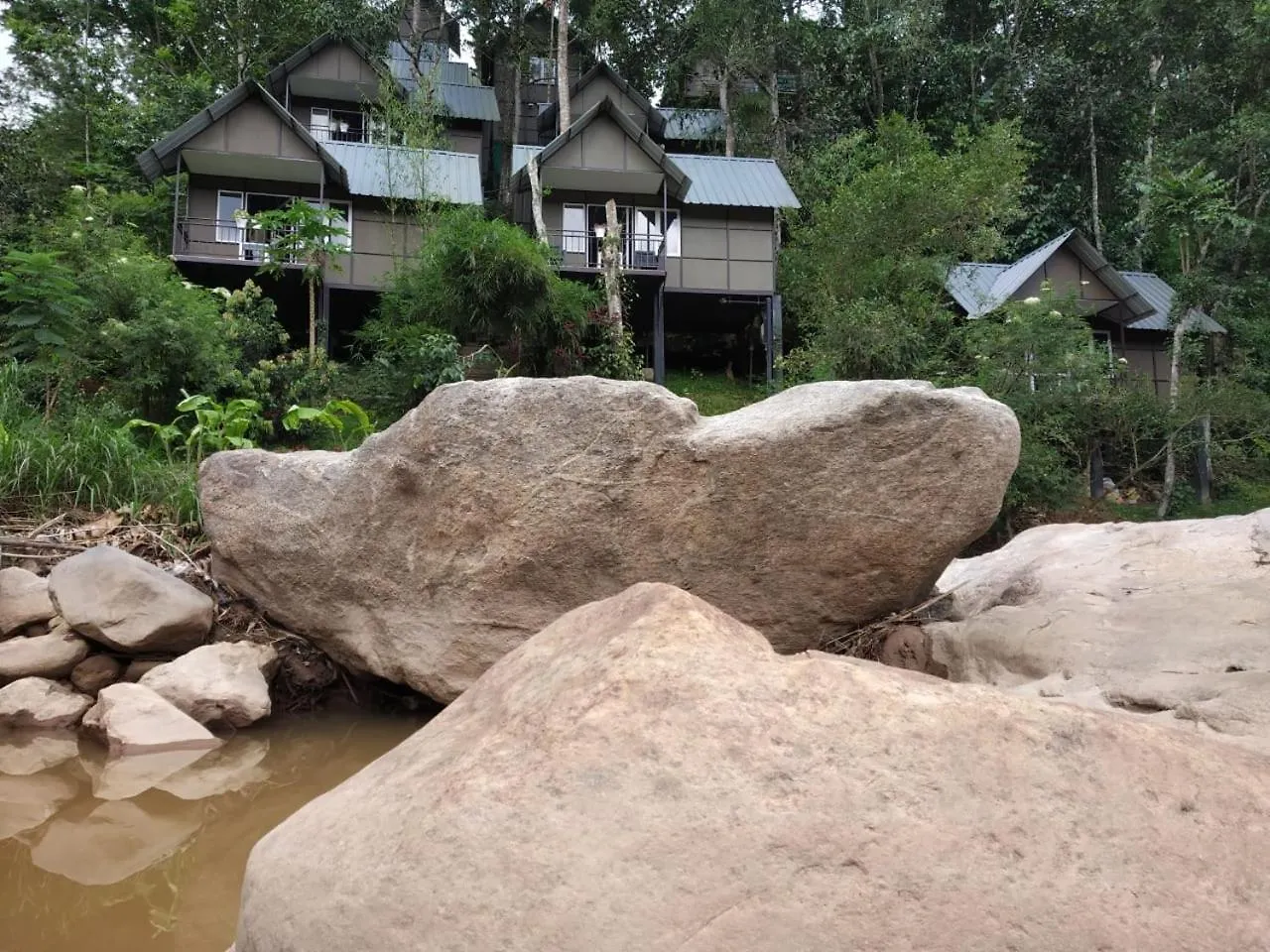 Moselberg Riverside Cottages Munnar